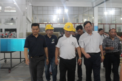 播州區區委書記陳松調研貴州正合鋁業，推動新型采暖及制冷技術開發